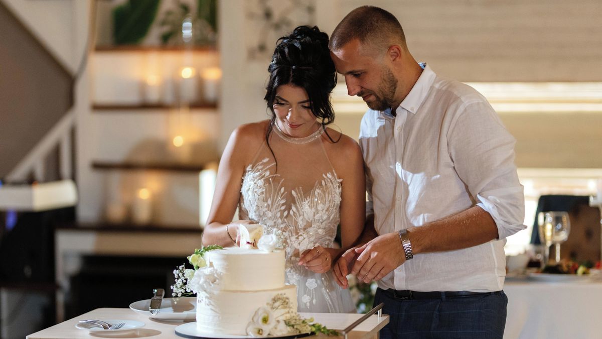 Monogamie vznikla kvůli soupeření o majetek, tvrdí čeští vědci